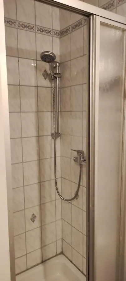 2-Room Appartment Near Westbahnhof Vienna Austria
